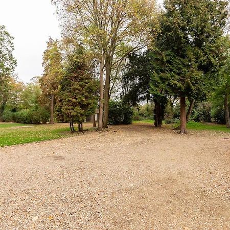 Dorney Windsor Legoland 5 Star Stay For Upto 14 Guests Esterno foto