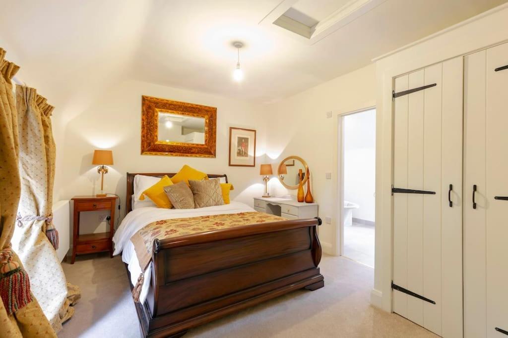 Dorney Windsor Legoland 5 Star Stay For Upto 14 Guests Esterno foto